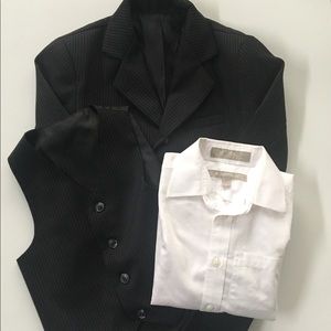 Three Piece Suit 4Y